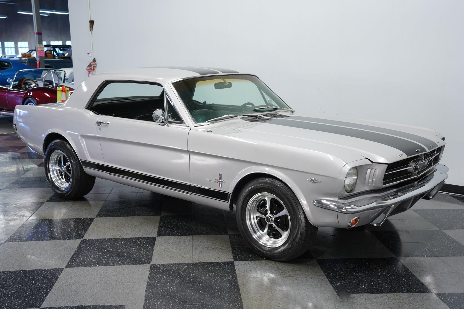1965 FORD MUSTANG COUPE